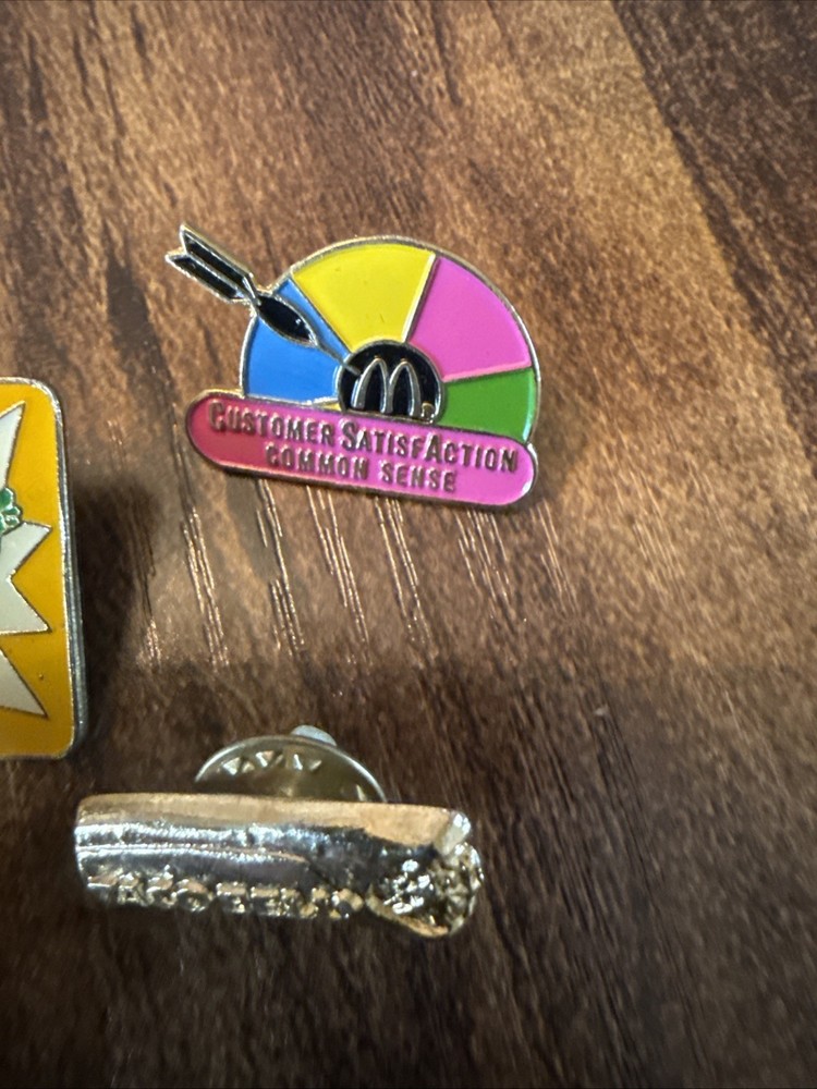 McDonald’s & Taco Bell Pin Backs