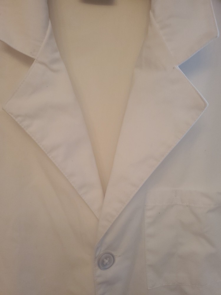 Landau Unisex 5-Pocket Plain Lab Coat - Medium