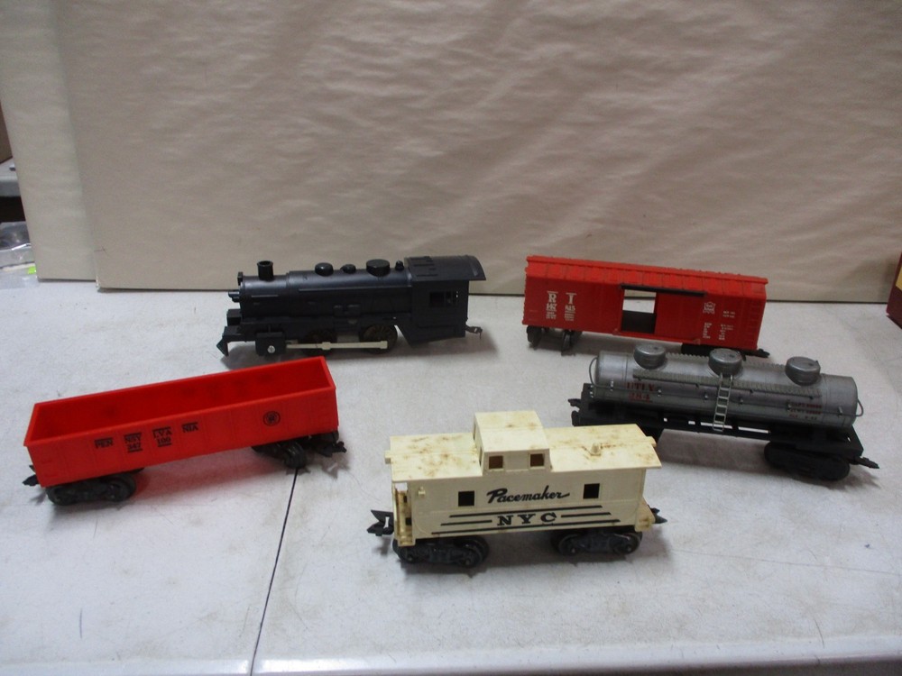 Marx Train Set with Pacemaker Caboose