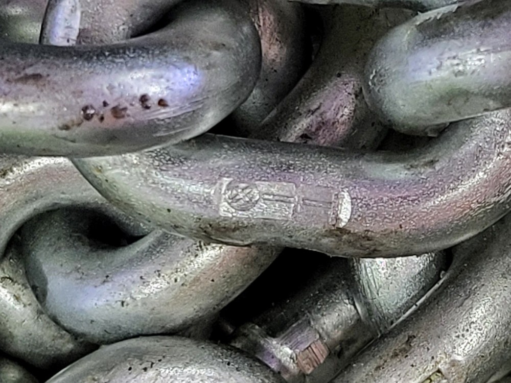 SURPLUS NEW 72 ft. Straight Link Chain – Safety Equipment