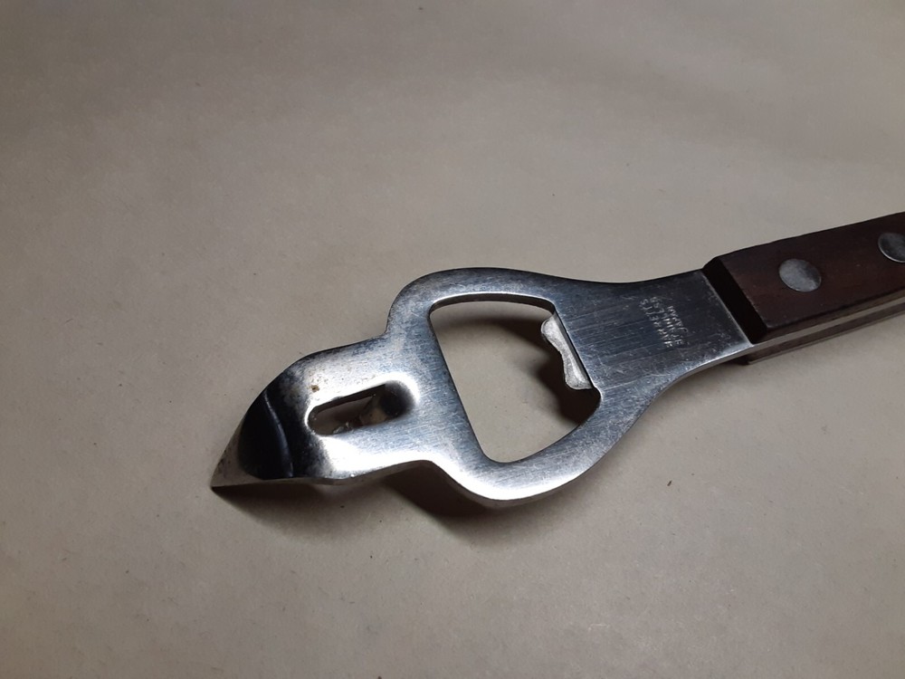 Hauser Implement Whitten Iowa can or bottle opener