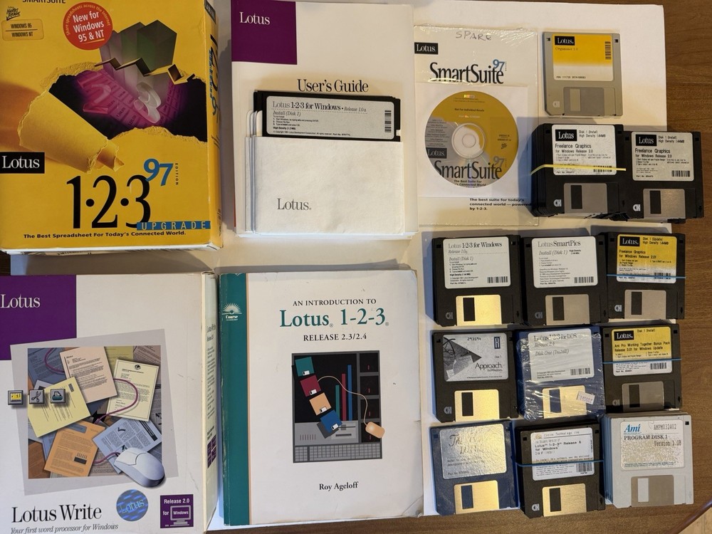 Vintage Lotus SmartSuite Software Bundle Lot