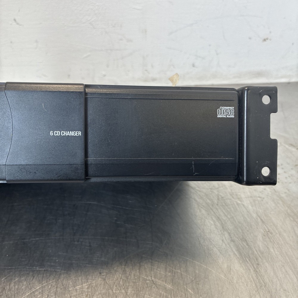 BMW 1 3 5 Series 6 Disc CD Changer Unit E46 E81 E82 E87 E90 E91 E92 E93