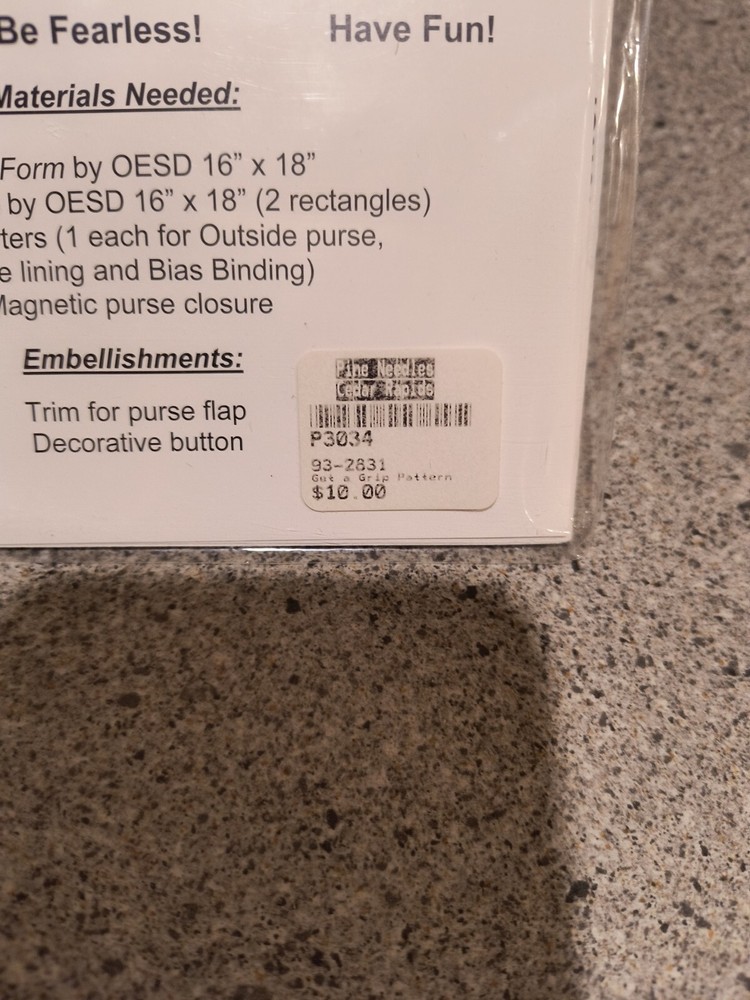 Sewing-CRAFT pattern- GET A GRIP PURSE/ SMALL BAG