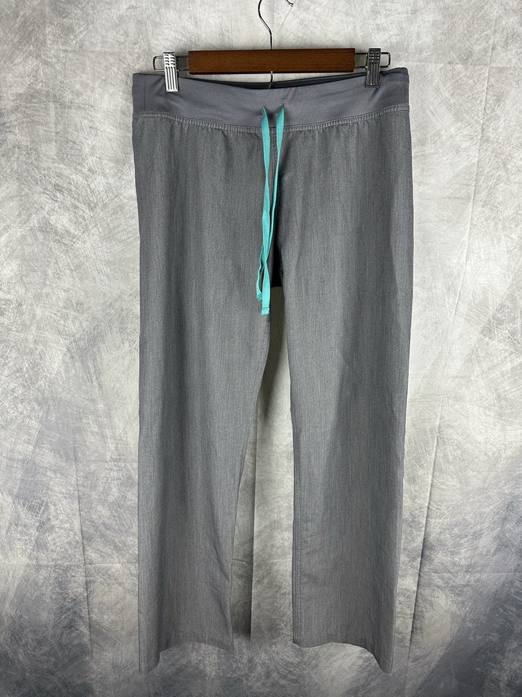 FIGS Women's Technical Collection Scrub Set Gray 2-Piece Uniform Size Small