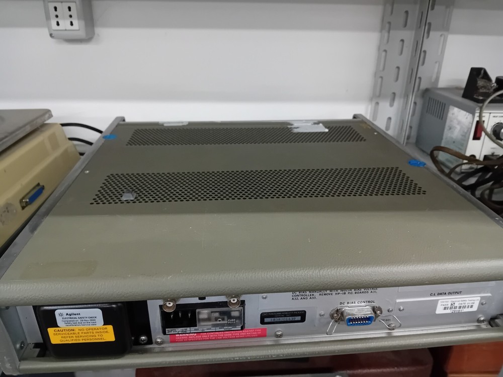 Hewlett Packard HP 4271B LCR meter bridge