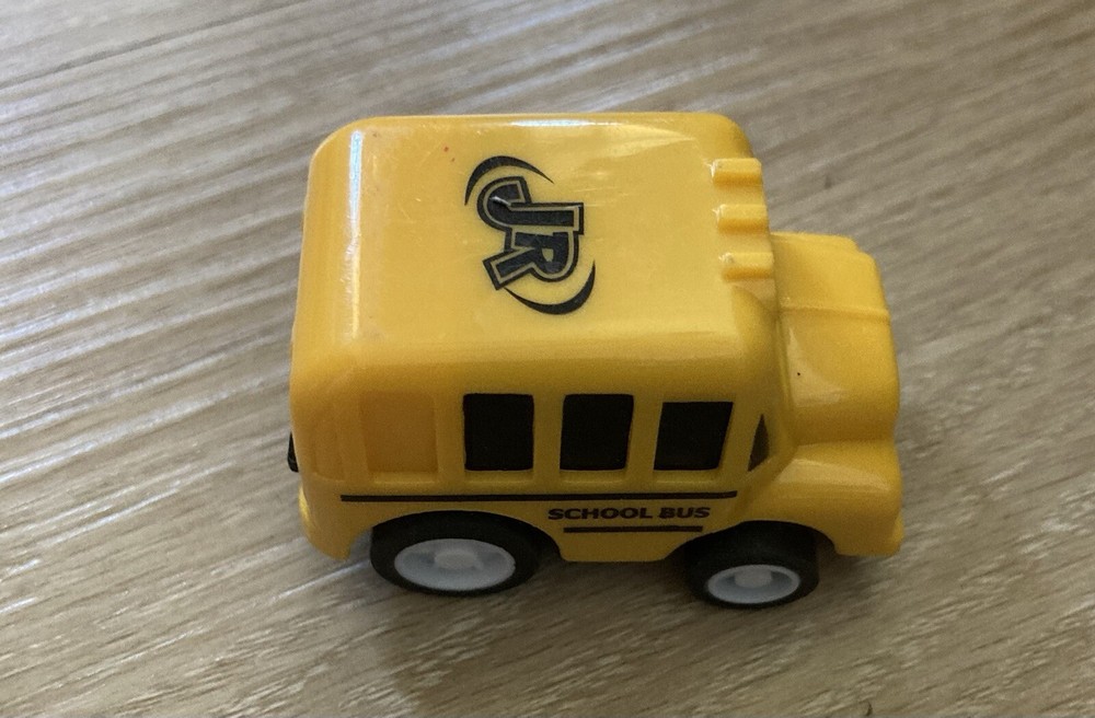 Junior Racers Pocket Racers Pull Back Power School Bus.