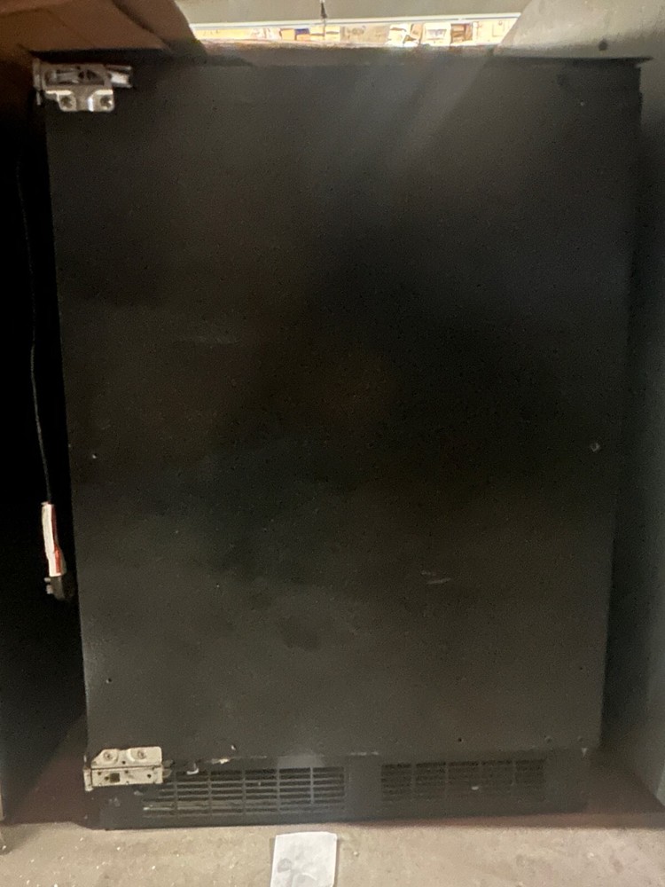 Marvel 24" Panel-Ready Built-in Beverage Center - ML24BRP3LP