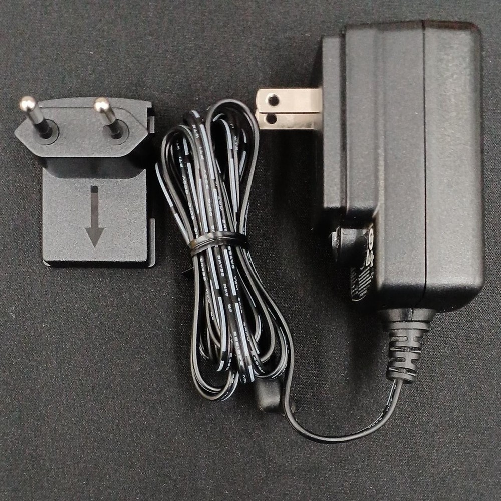 Digitech DROP‑V‑01 Polyphonic Drop Tune Guitar Effect Pedal for Down‑Tuned Riffs