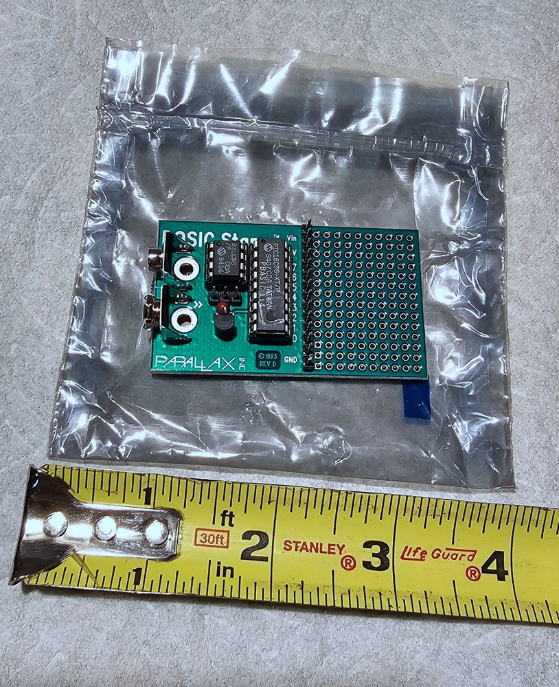 PARALLAX Basic Stamp 1 Microcontroller Board - Early 1993 Version