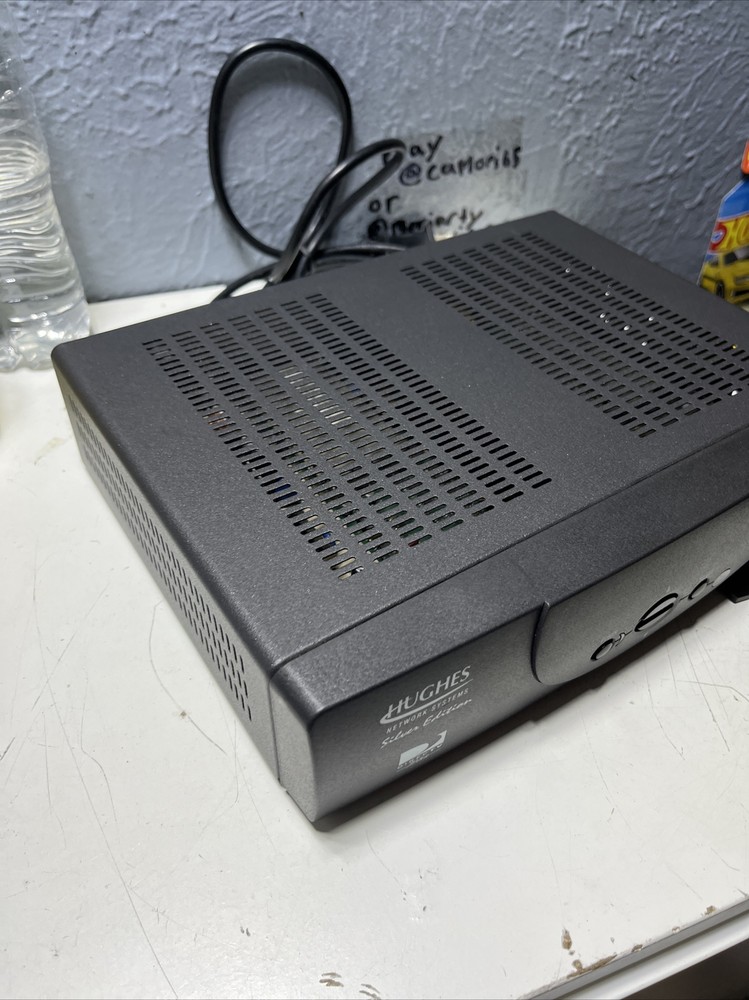 HUGHES SILVER EDITION HIRD-E1 DIRECTV SATELLITE RECEIVER WITH POWER CORD