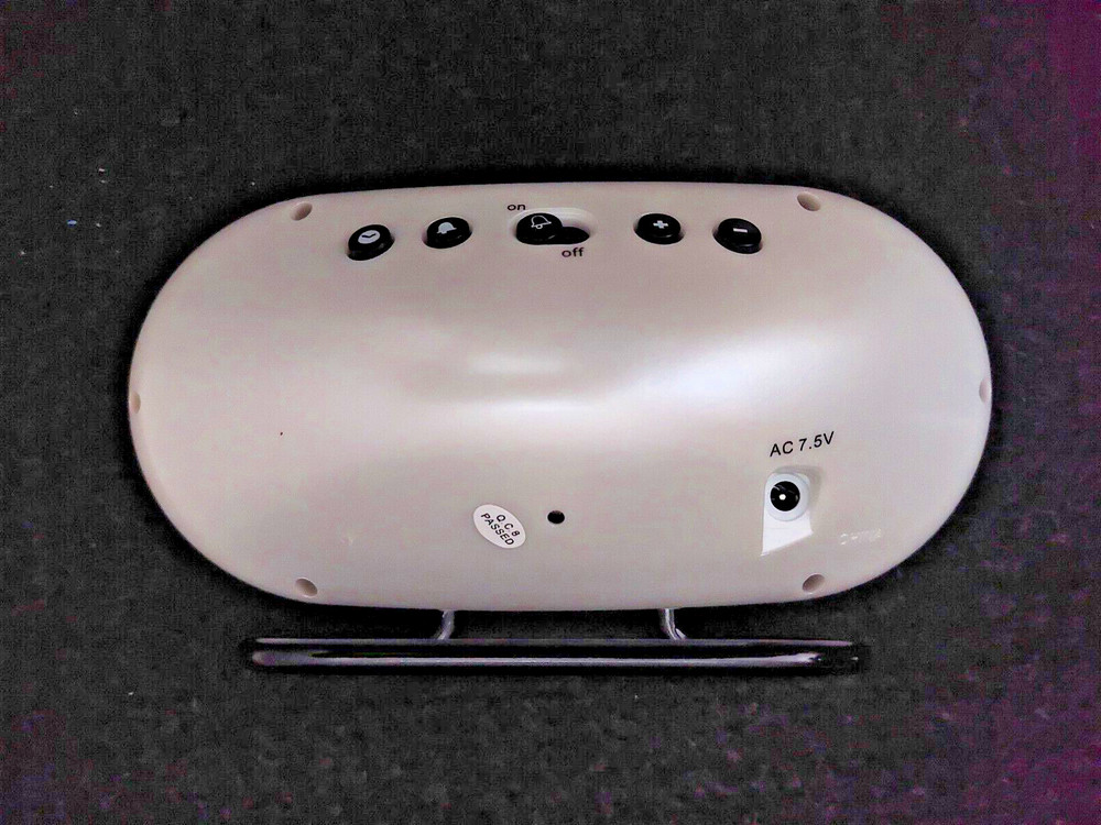 MICHAEL GRAVES DESIGN Postmodern Pearlized White LCD Display Alarm Clock & Date!