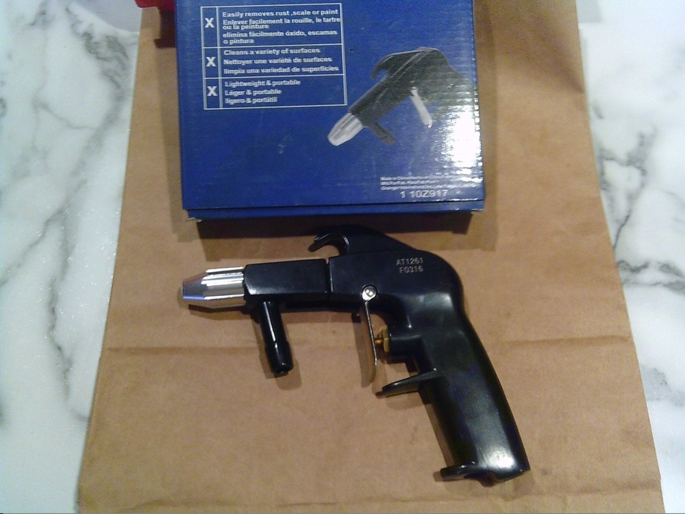 Westward Siphon Feed Blast Gun 10Z917