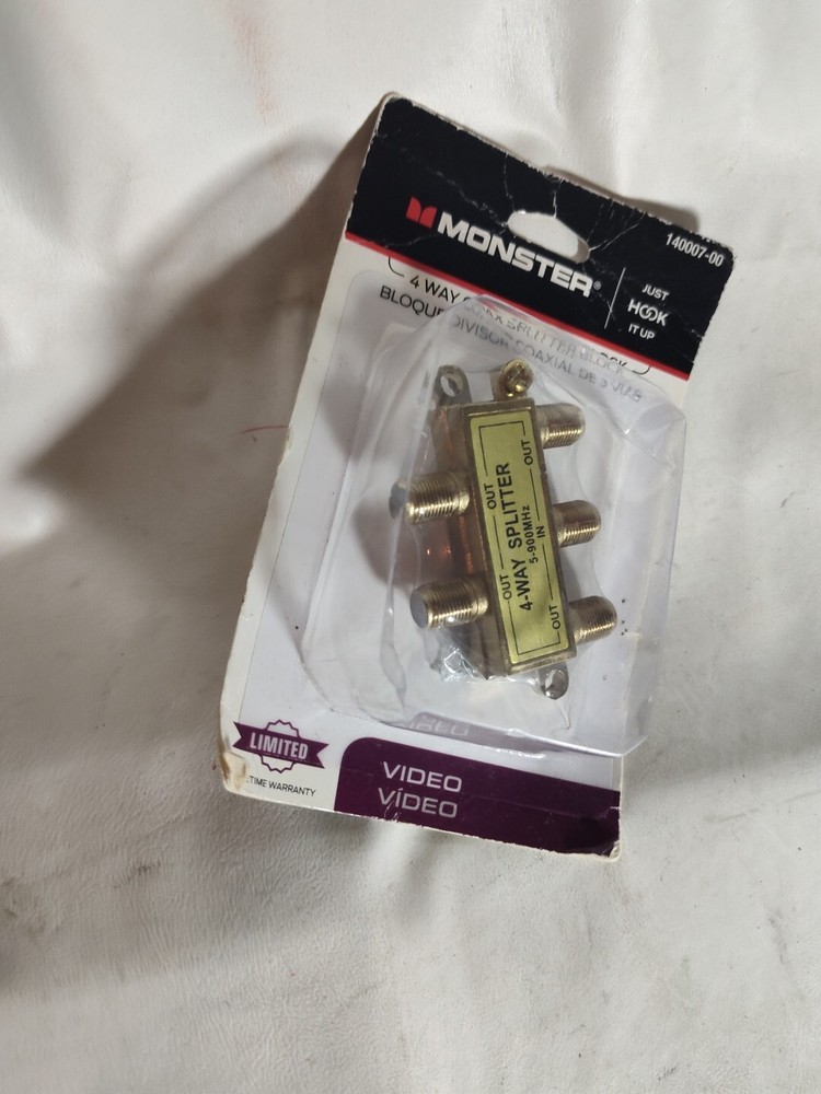 Monster 140007-00 Just Hook It 4 Way Coax Splitter Block