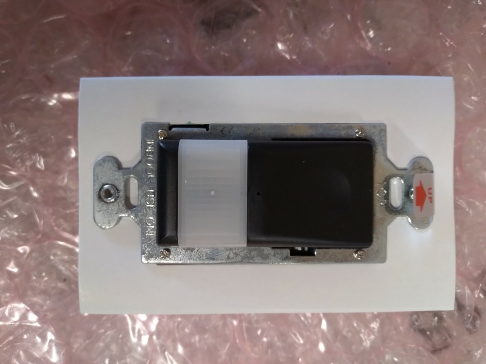 PASS & SEYMOUR MCU-BKCC4 MOTION ACTIVATED SWITCH