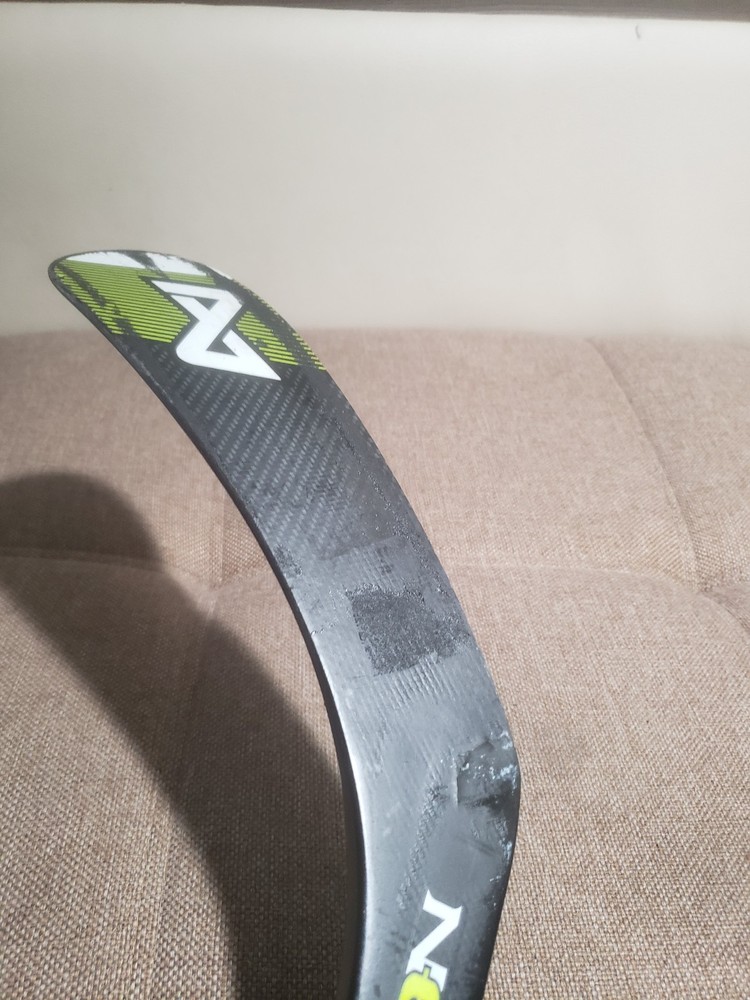 TRUE A6.0 two piece stick , replaceable blade