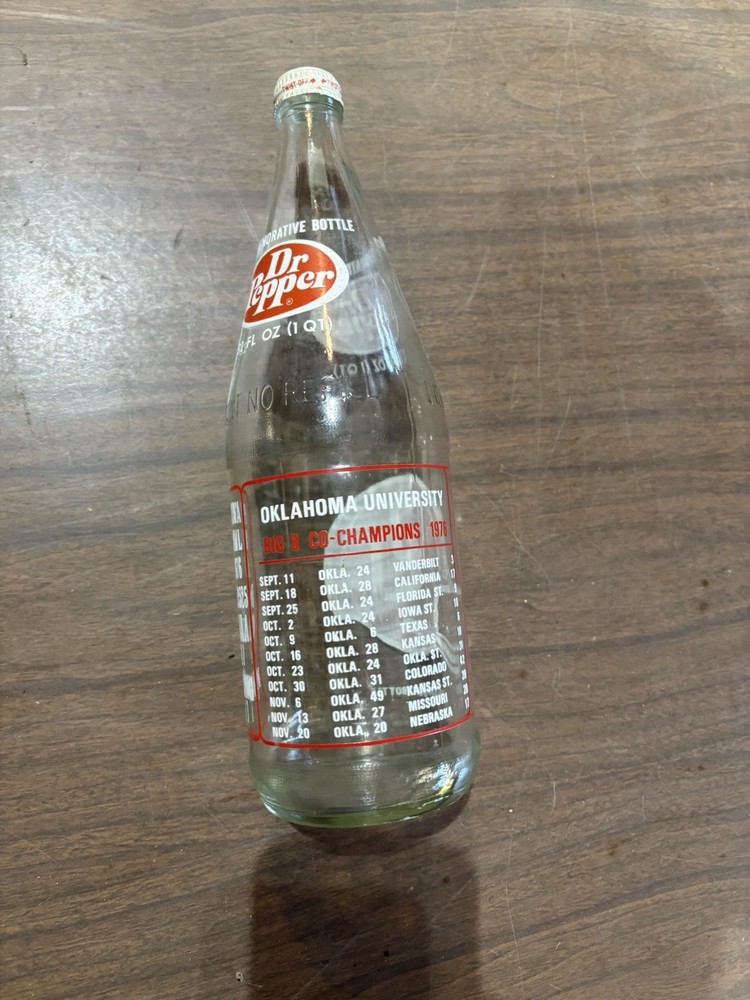 Ou Vintage Dr.Pepper Bottle