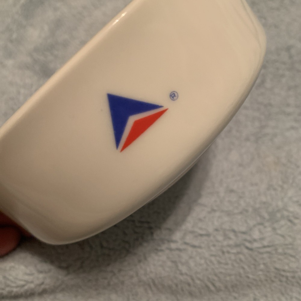 Vintage Delta Airlines Bowl