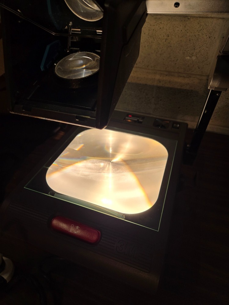 3M Overhead Projector Model 2100 4150 with Working Lamp + Hard Case