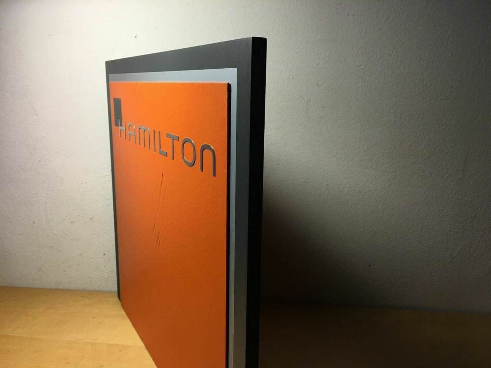 Back Display HAMILTON Reversible Wood Stand