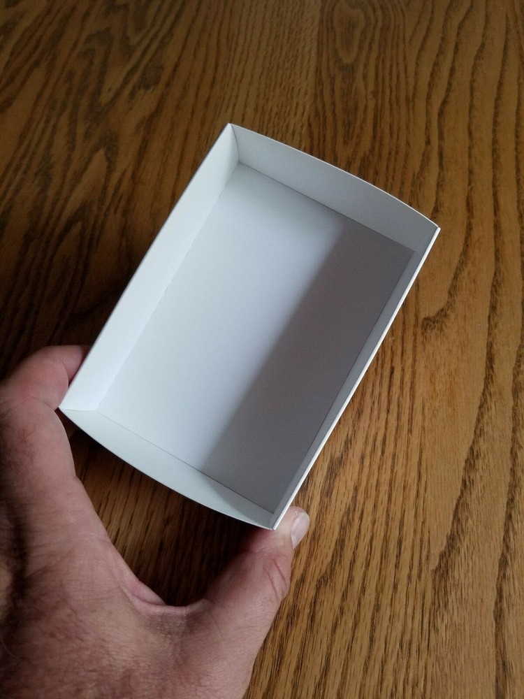 FB-8 Fold up boxes 24 count White 5-1/8" X 3-3/4"
