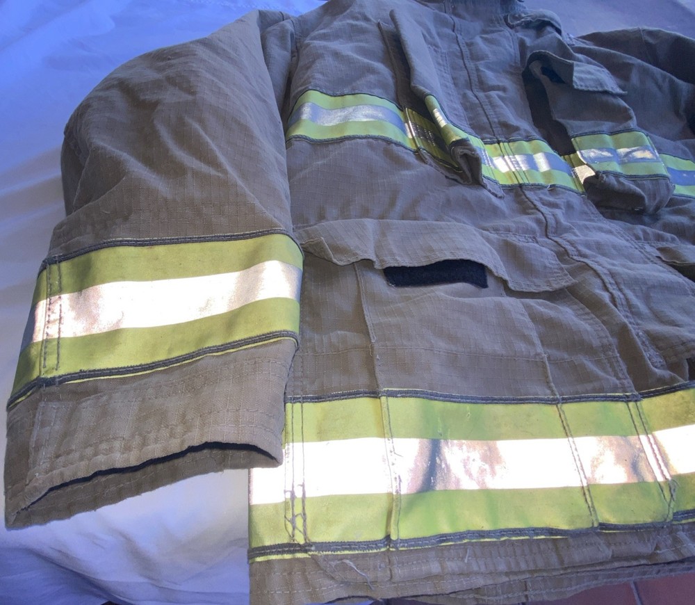 Globe Firefighter Turnout Coat Jacket Lined Tan Size 48x32 Halloween?
