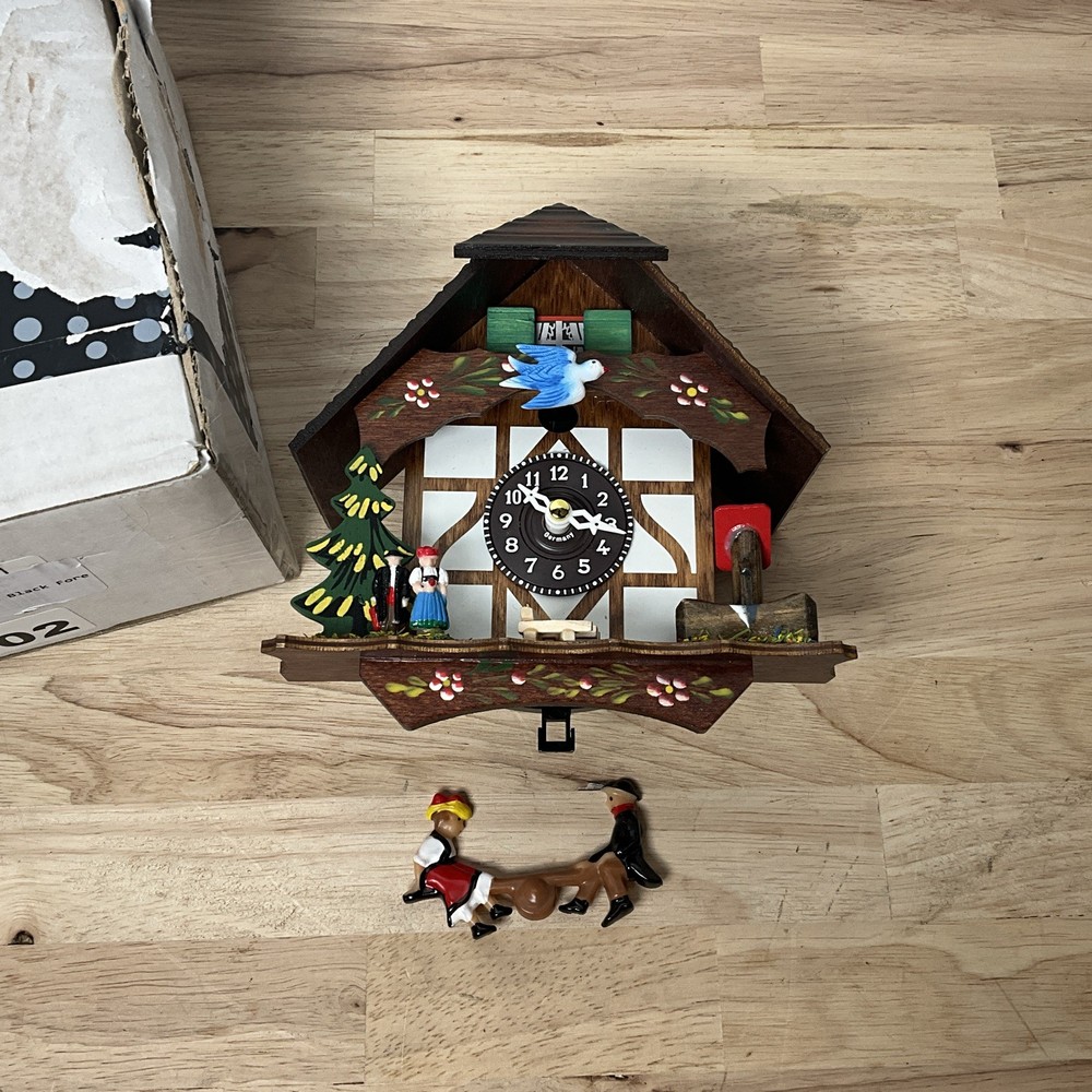 Trenkle Black Forest Clock Black Forest House - MISSING PENDULUM - READ