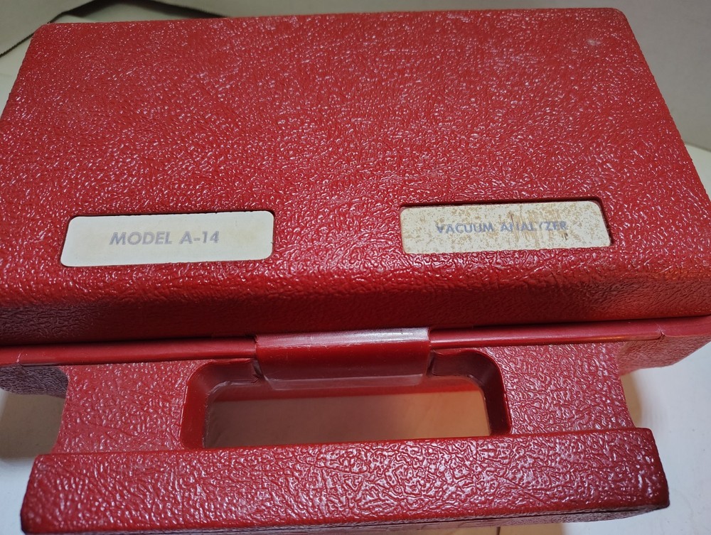 Vintage Vacuum Analyzer Model A-14 "Annie"