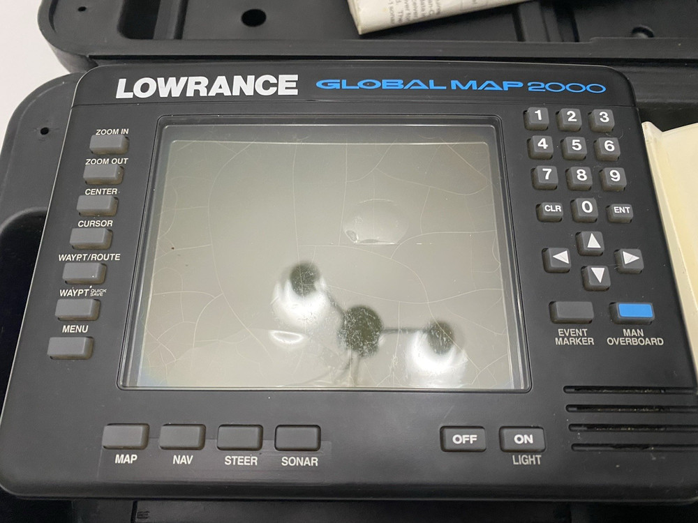 Lowrance GlobalMap 2000 Marine GPS Chartplotter Navigation Global Map Eagle