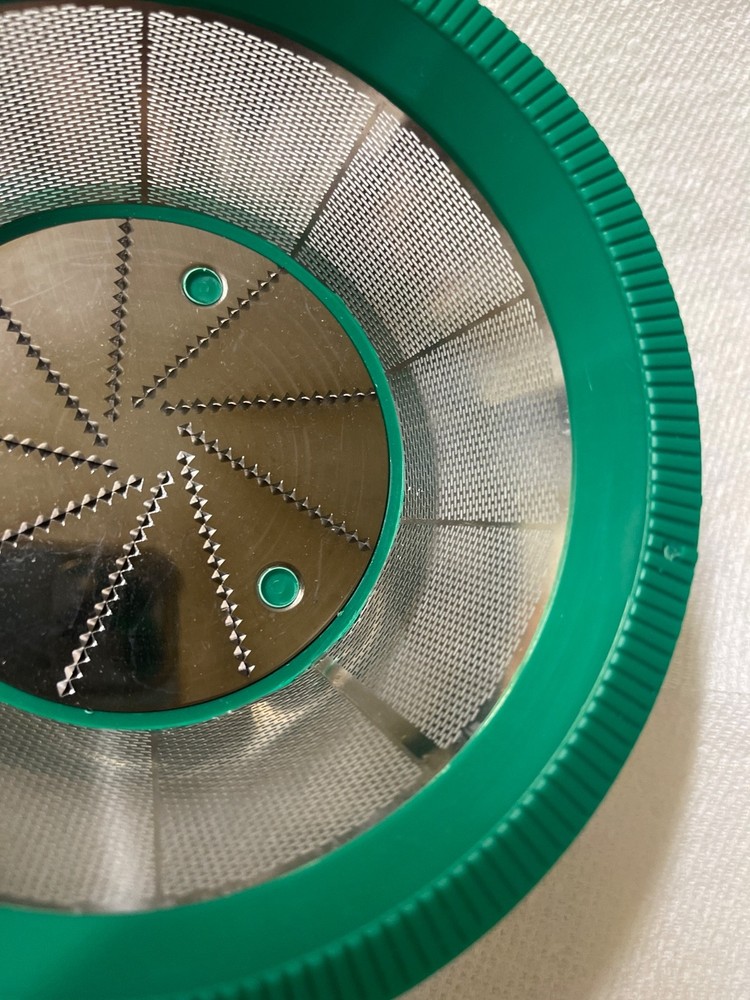 Juiceman 211 Strainer Filter Basket w/ Cutter Blade
