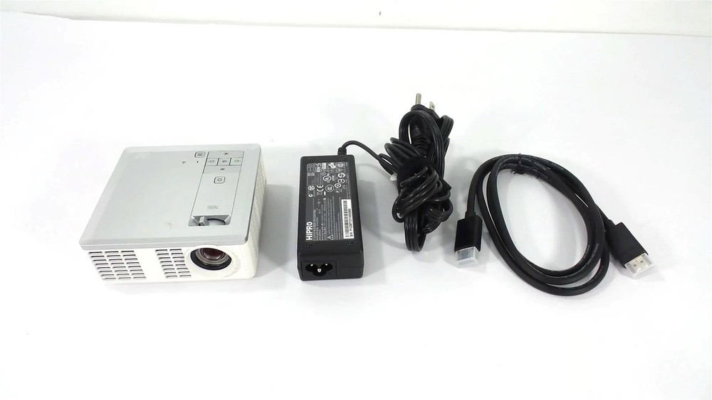 3M MP410 Mobile DLP LED Projector with AC Adapter - Display Timer : 150 Hours