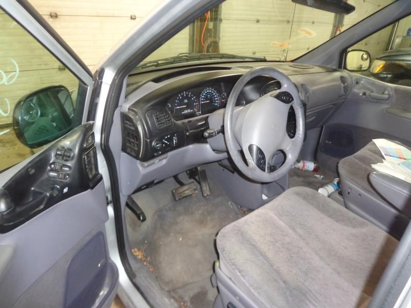 1999 CARAVAN OWNERS MANUAL