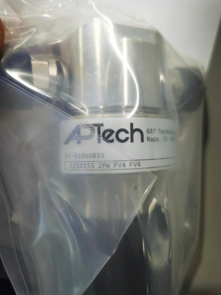 1pcs Aptech AZ1015S 2PW FV4 FV4 1/4 VCR High Purity Pressure Reducing Valve