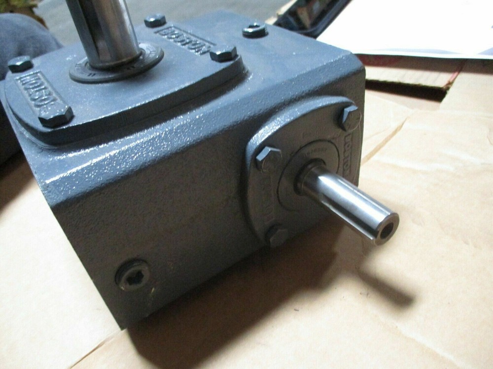 Boston Gear 72420G Speed Reducer Angle New