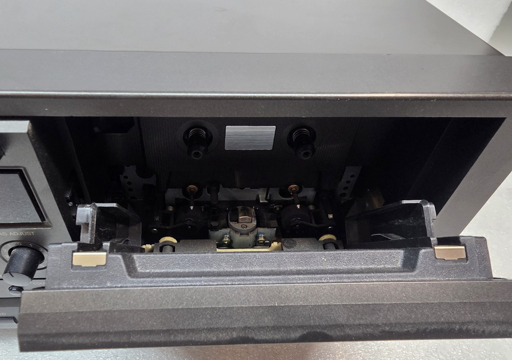 Technics RS-TR333 Stereo Double Cassette Deck Tested