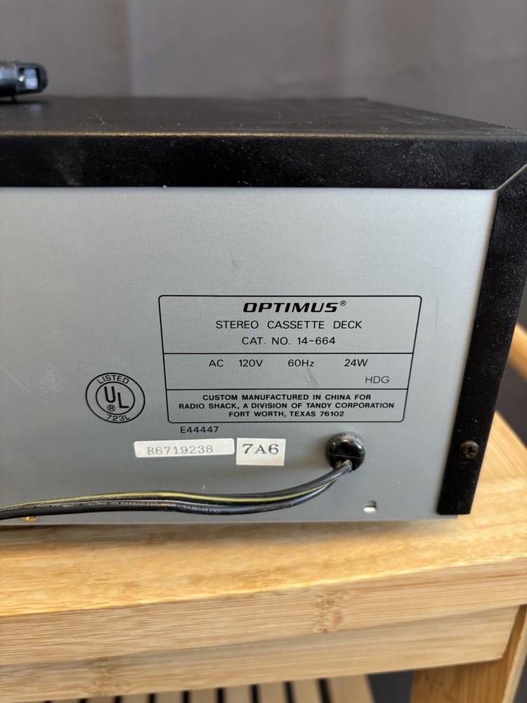 Optimus Cassette Player & Recorder 14-664 Black Auto Reverse Remote Control