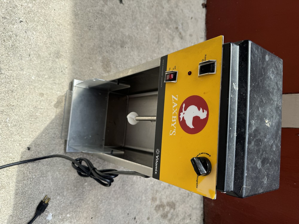 VITA-MIX VM0805B COMMERICAL FOOD PREPARING MACHINE