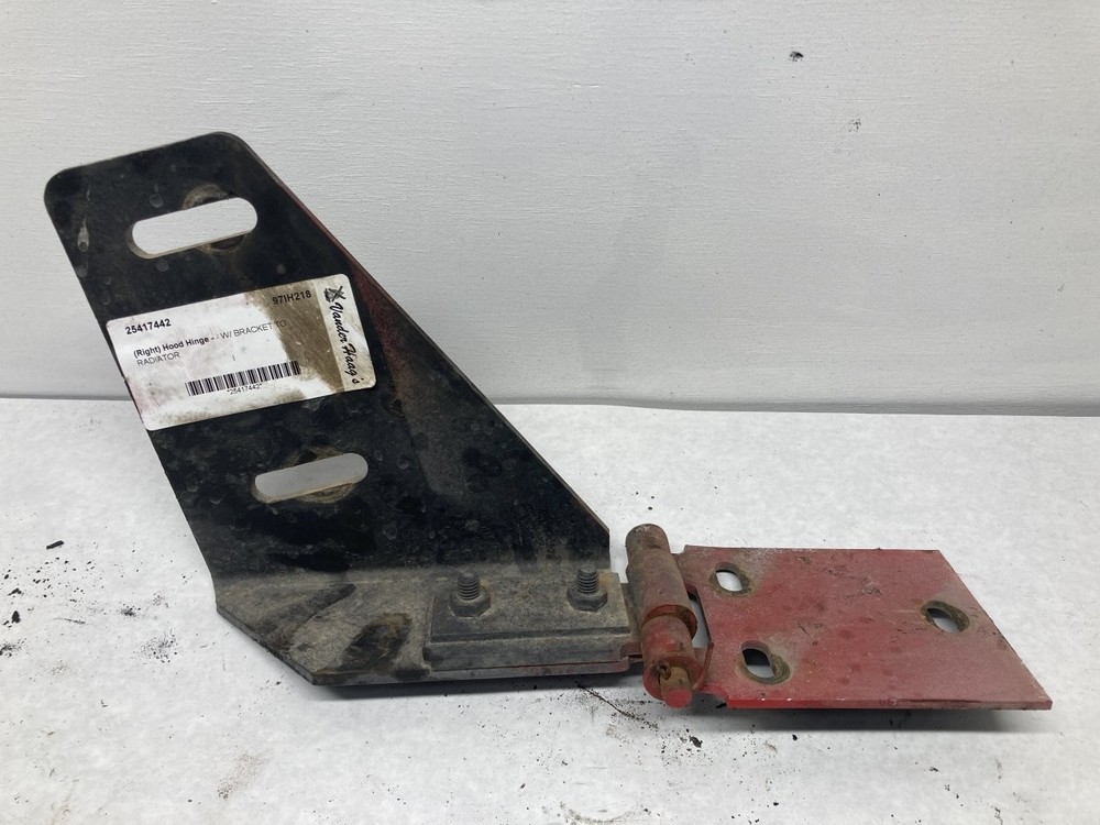 International 4700 Right/Passenger Hood Hinge - Used