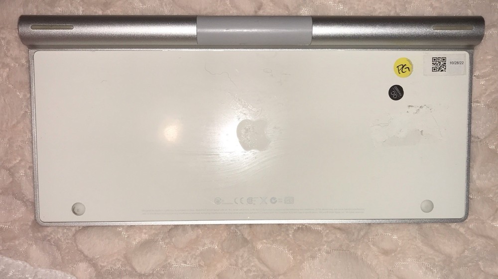 Original Apple Magic Keyboard Bluetooth Wireless Model A1314 - TESTED WORKING