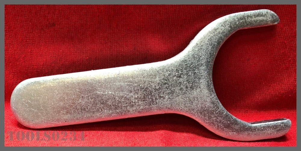 C-089805 Chicago Pneumatic Wrench  2"