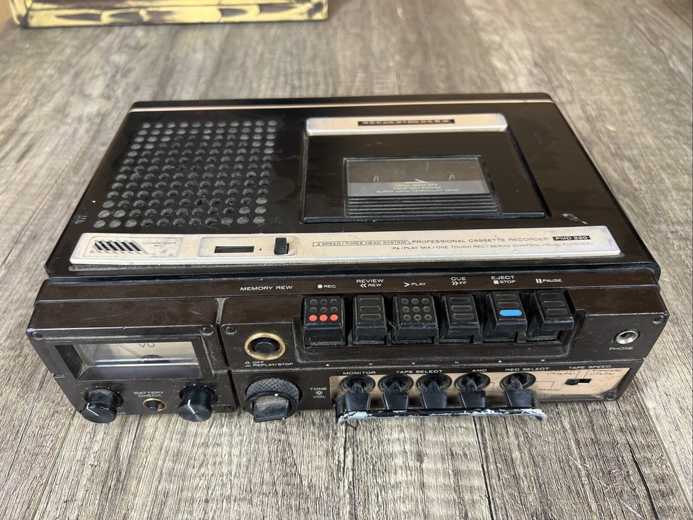Marantz PMD-220 PROFESSIONAL CASSETTE TAPE RECORDER (UNTESTED)
