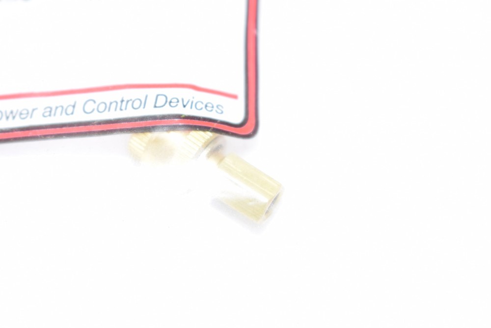 NEW Clippard MQC-FT, Quick Connect Cap - #10-32F