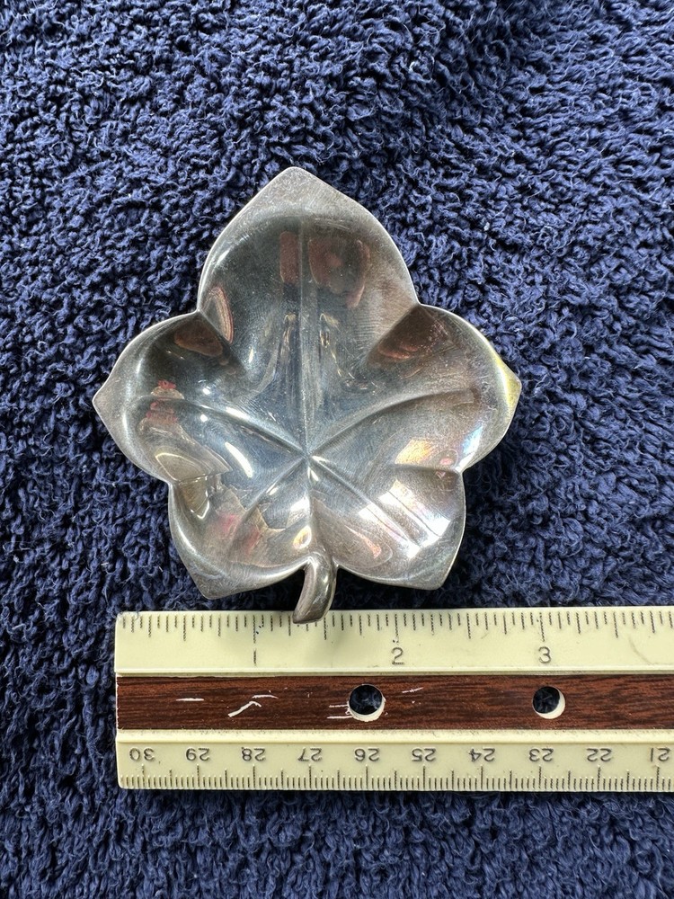 Tiffany & Co. Makers Sterling Silver Leaf Shape Trinket Nut Candy Dish Signed