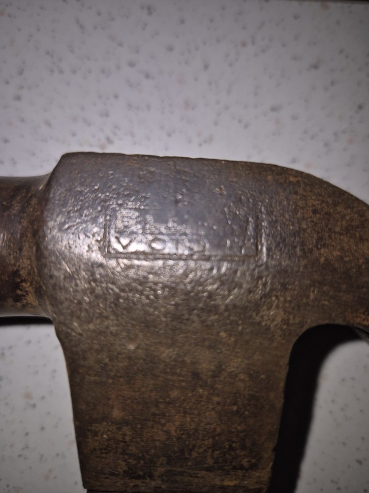 Vintage Claw Hammer. Nice Old Vintage Tool. (#702)