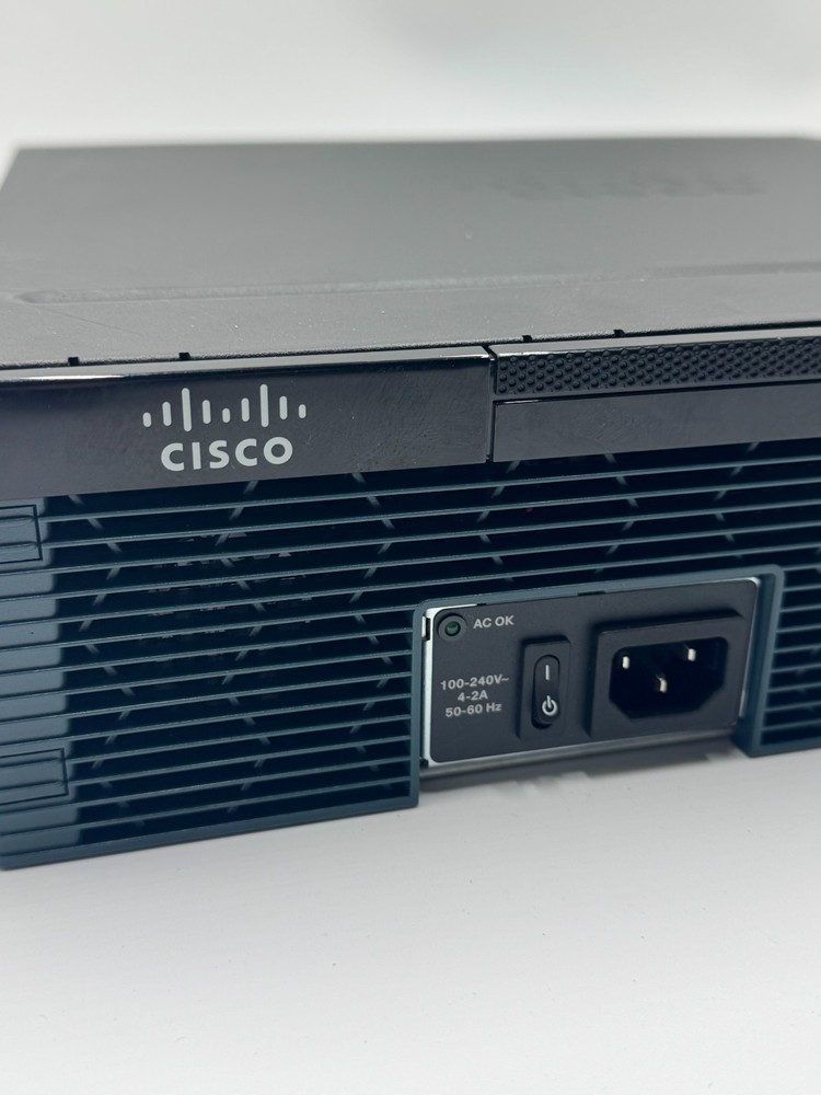 CISCO2921/K9 Integrated Services Router