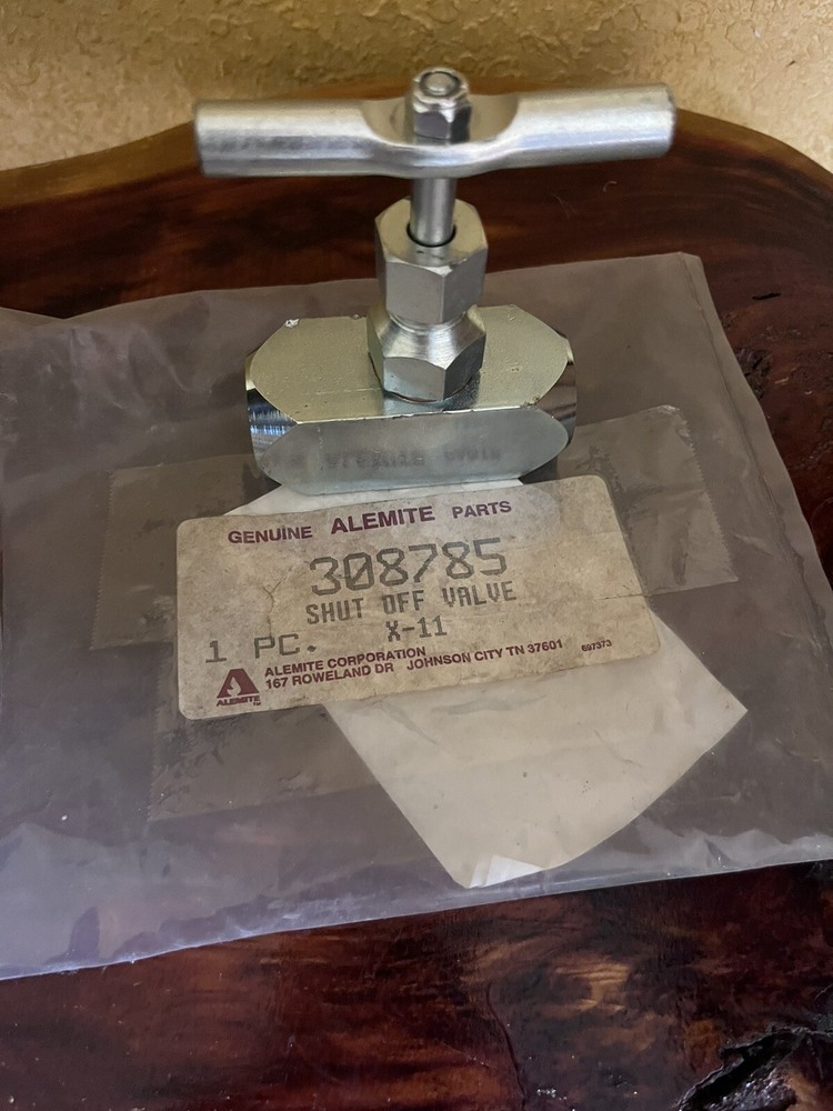 Alemite 308785 1/2″ Shut-Off Valve