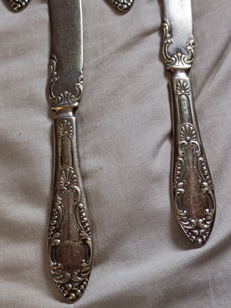 6 Antique Keystone Silverplate Butter Knives Bancroft Pattern.