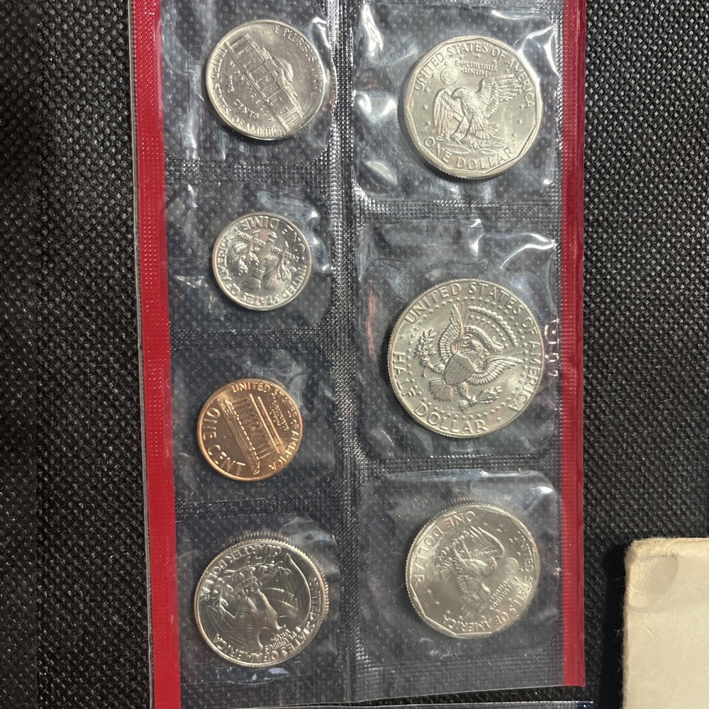 1981 U.S. Mint Uncirculated Set Original Government Packaging