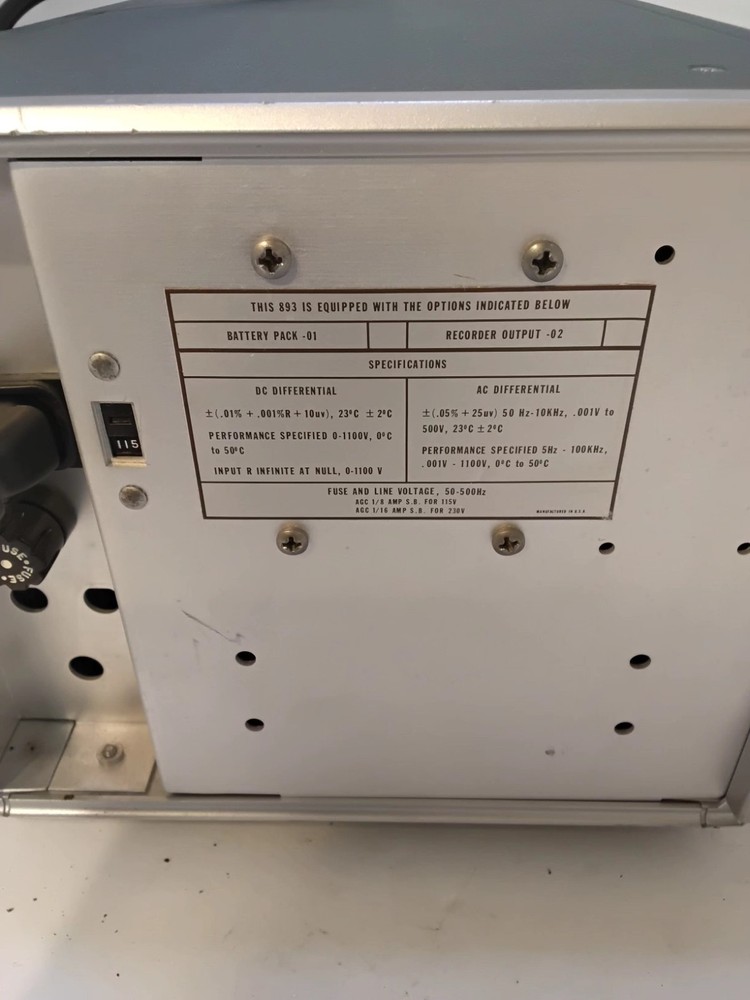 FLUKE 893A AC/DC DIFFERENTIAL VOLTMETER