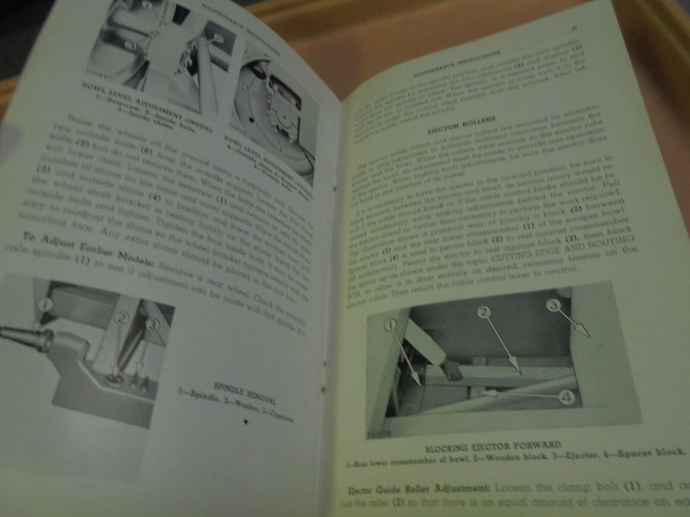 Vintage 1952 Operating Instructions for Caterpillar No. 80 Scraper